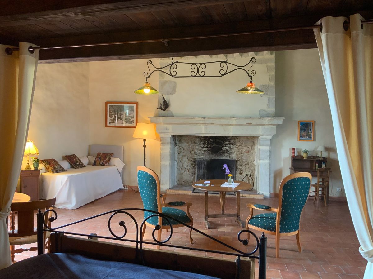 suite-comte-de-foix-2026-1 charming bed and breakfast near Toulouse
